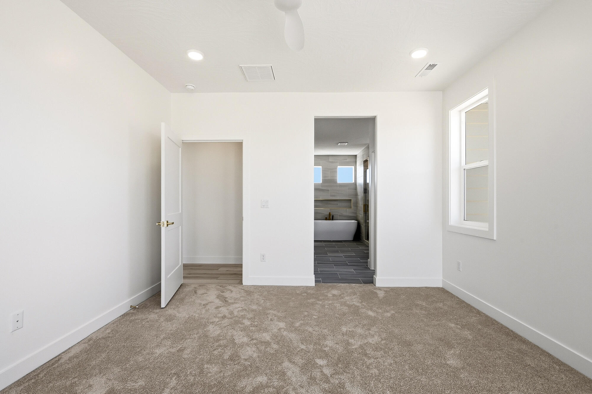 4192 West Midvalley Road Cedar City, UT 84721 - Photo 27 of 59 4192 W Midvalley Updates-32