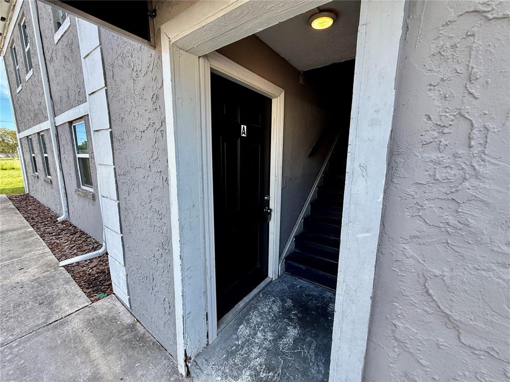 2769 L B McLeod Road, Unit 2769A Orlando, FL 32805 - Photo 2 of 15 a view of an entryway