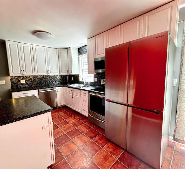 309 Smithfield Road Oakland, ME 04963 - Photo 17 of 44 Updated kithen