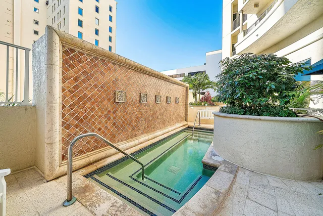 $6,875,000 | 201 South Narcissus Avenue, Unit 1002, West Palm Beach, FL 33401