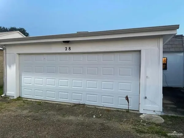 $1,750 | 426 Toronto Avenue, Unit 28, McAllen, TX 78503