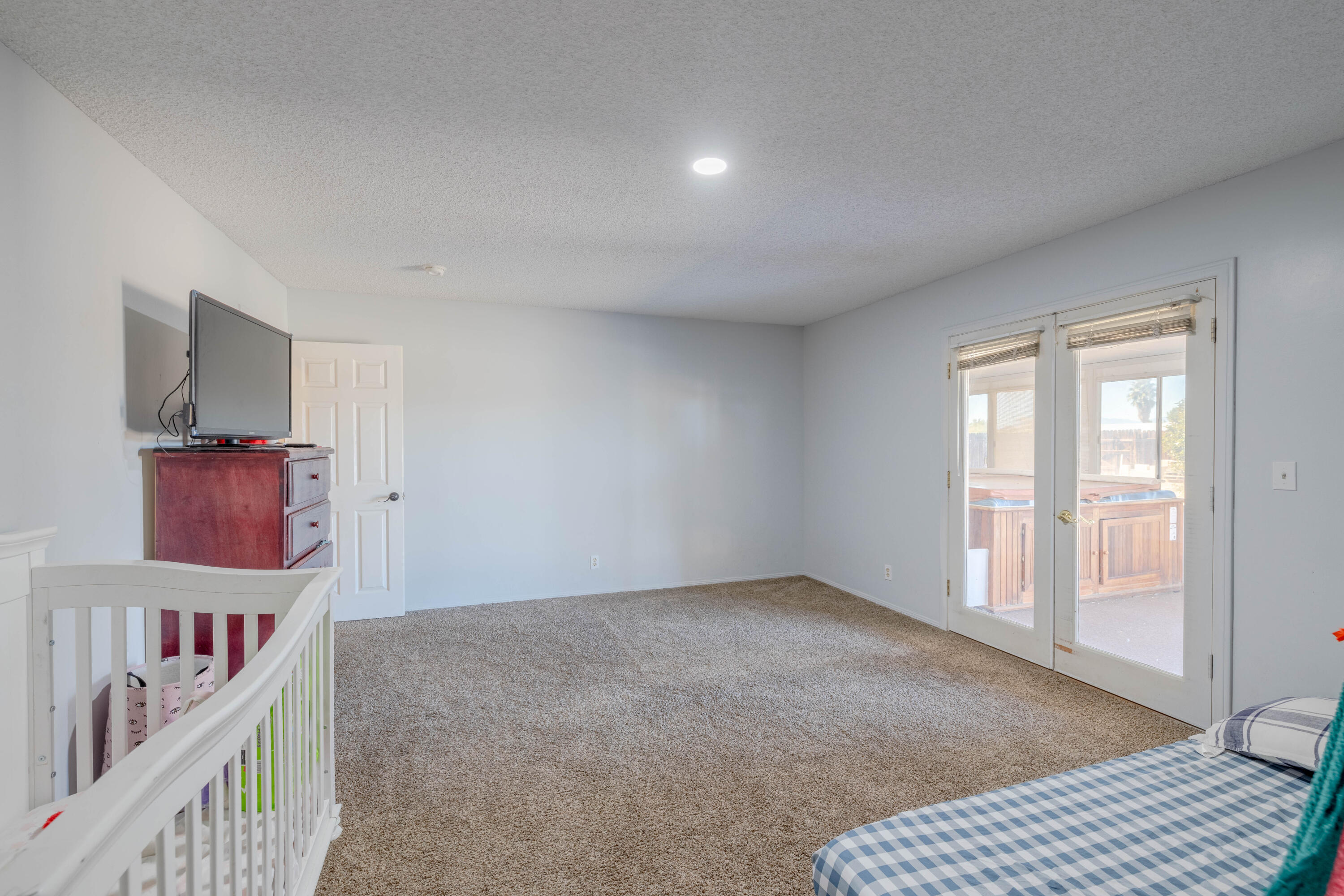 12728 Running Deer Road Apple Valley, CA 92308 - Photo 20 of 28 0G7A8182-HDR