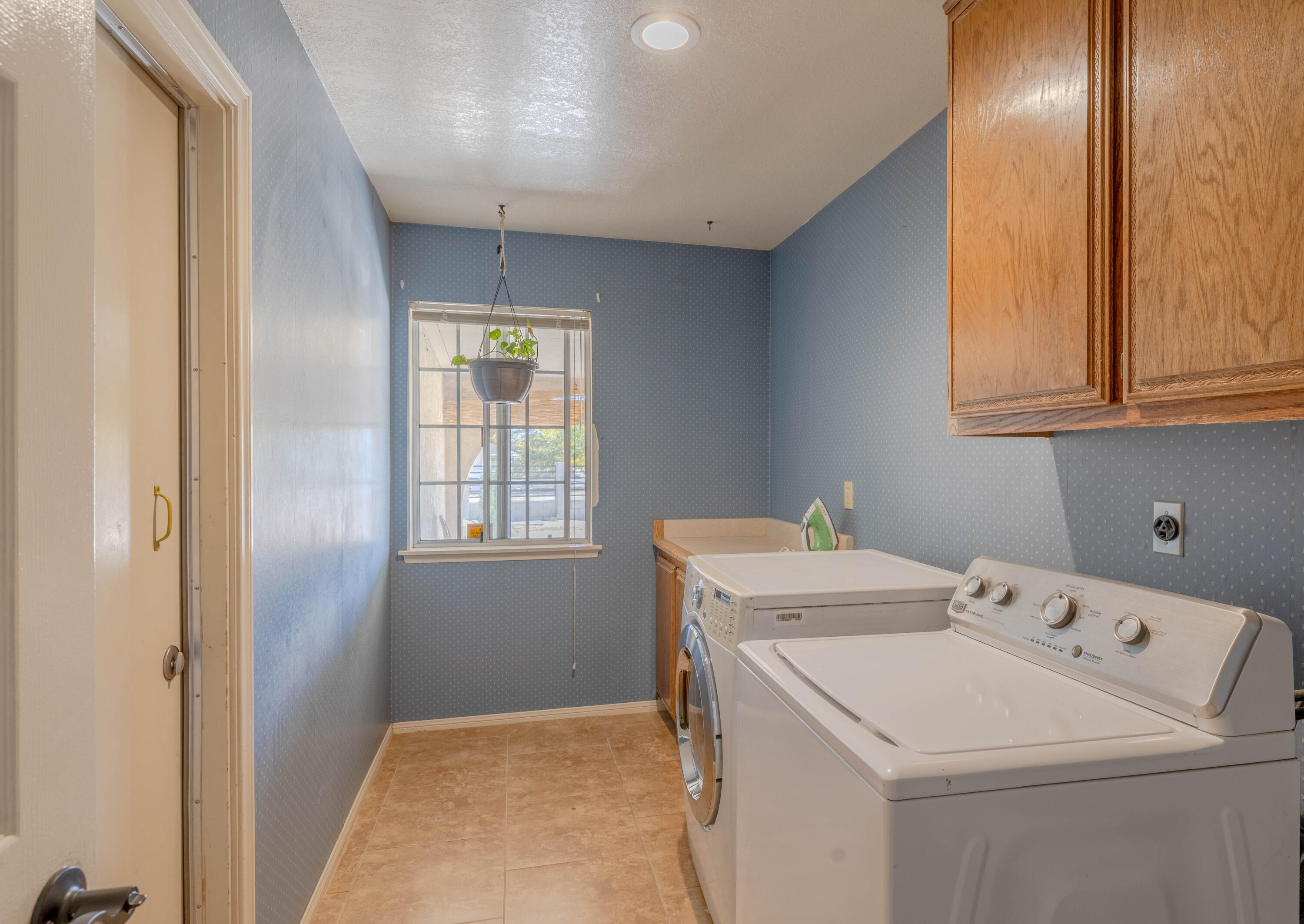 12728 Running Deer Road Apple Valley, CA 92308 - Photo 22 of 28 0G7A8188-HDR