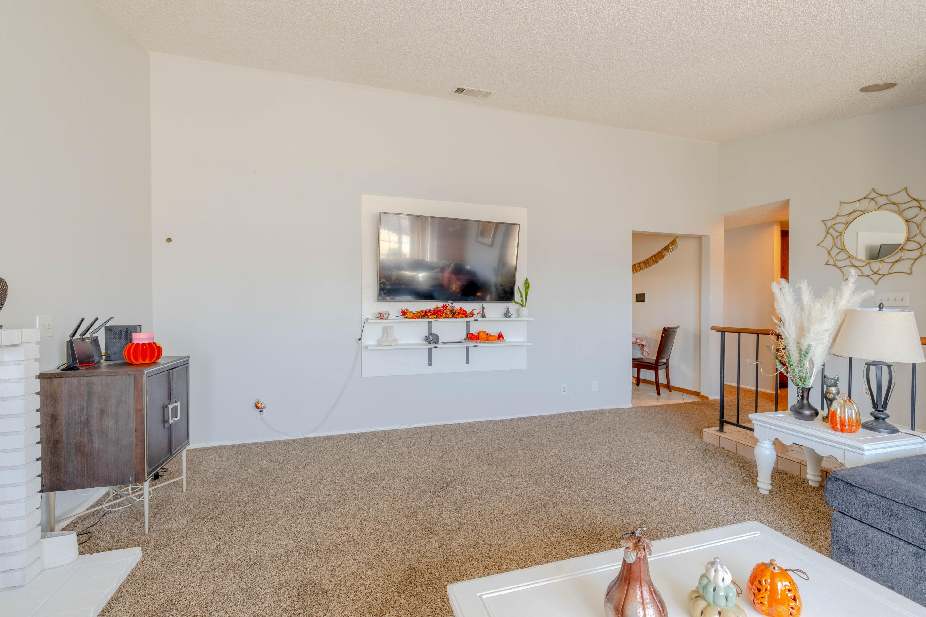 12728 Running Deer Road Apple Valley, CA 92308 - Photo 10 of 28 0G7A8134-HDR