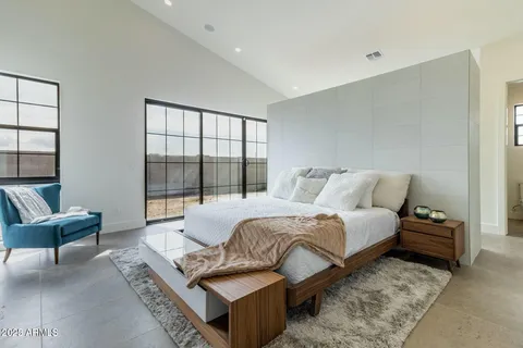 $1,189,000 | 8510 South 9th Drive, Unit 20, Phoenix, AZ 85041
