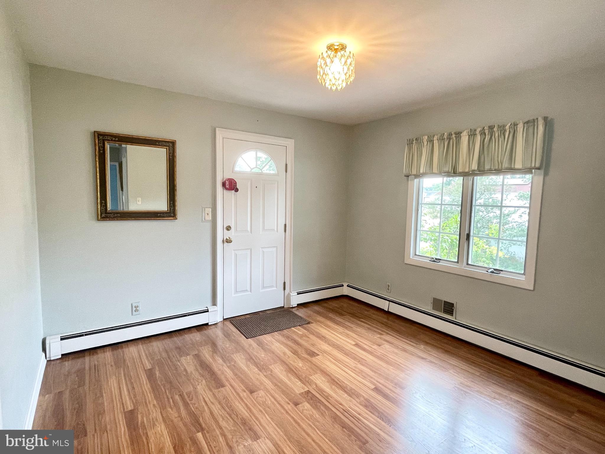 29 Rolling Lane Hamilton, NJ 08690 - Photo 11 of 21