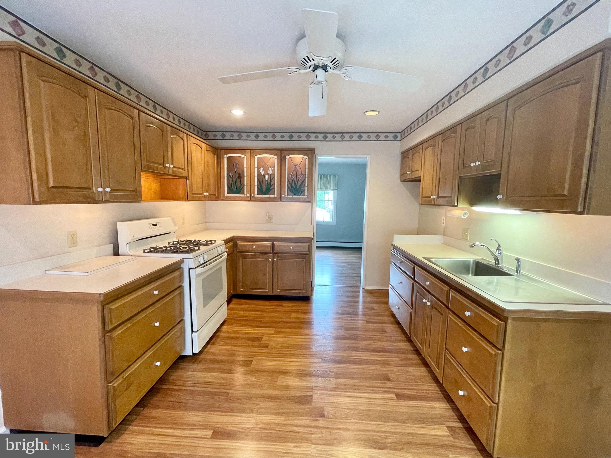 29 Rolling Lane Hamilton, NJ 08690 - Photo 7 of 21