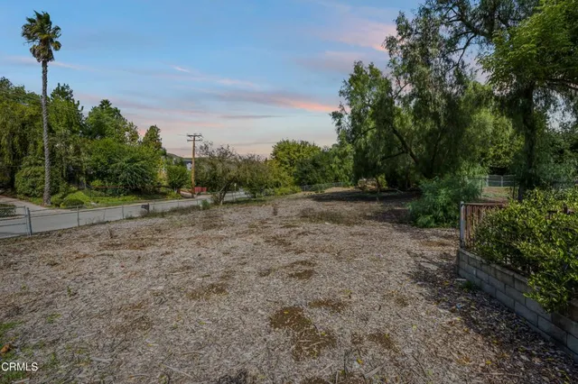 $1,950,000 | 28461 West Driver Avenue, Agoura Hills, CA 91301