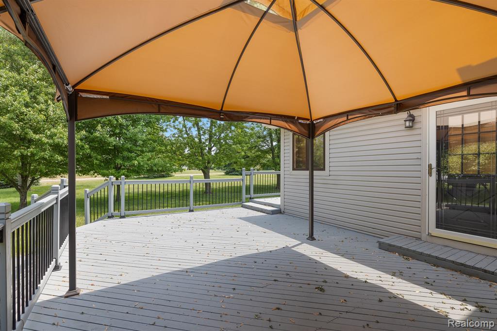 9844 Pine Knob Road Clarkston, MI 48348 - Photo 62 of 65 Gallery Image 62