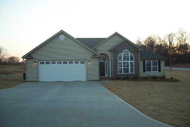 2 Summer Rose Court Greer, SC 29651 - Photo 1 of 7