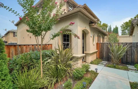 $899,888 | 143 Lusitano Way, Gilroy, CA 95020