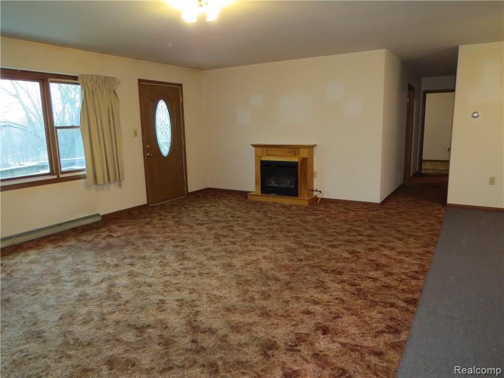 9820 North Territorial Road Dexter, MI 48130 - Photo 4 of 15 04-IMG_3268 (1).JPG
