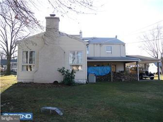 1025 Pross Road Lansdale, PA 19446 - Photo 11 of 12 Exterior Back