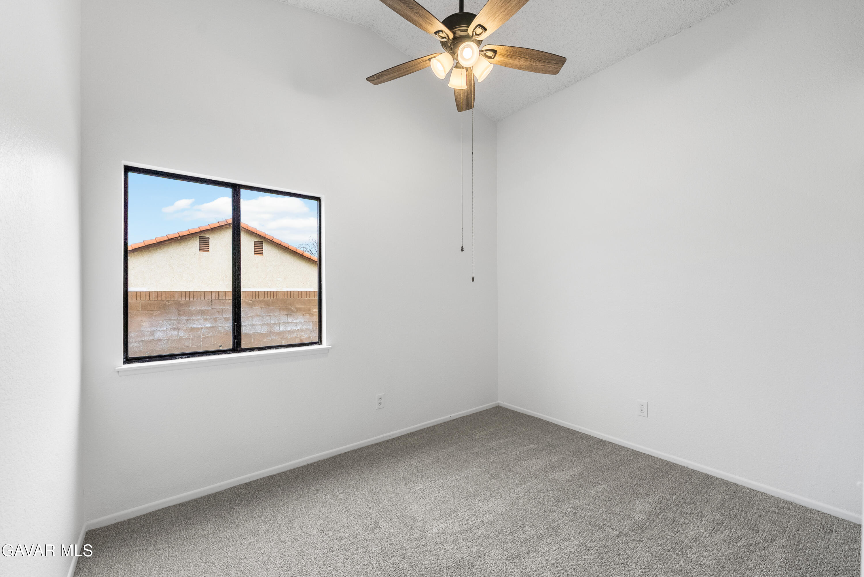 3563 Avenue R11 E Palmdale Ca East Palmdale, CA 93550 - Photo 29 of 37 an empty room with a window