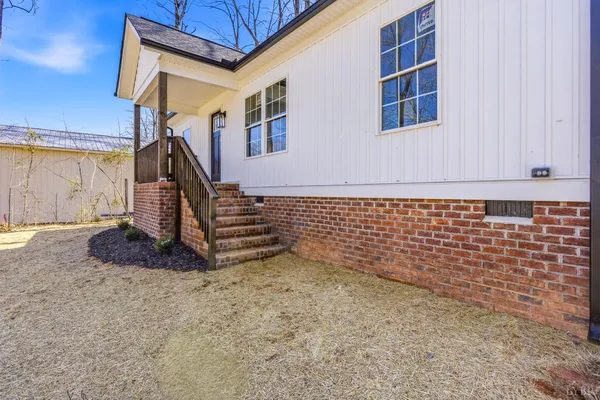 $289,900 | 84 Locust Drive, Louisa, VA 23093