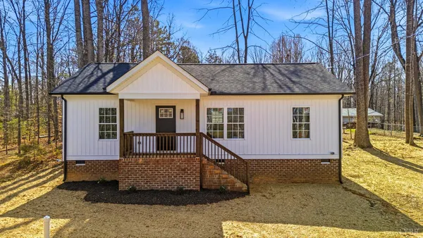 $289,900 | 84 Locust Drive, Louisa, VA 23093