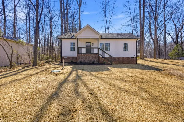 $289,900 | 84 Locust Drive, Louisa, VA 23093