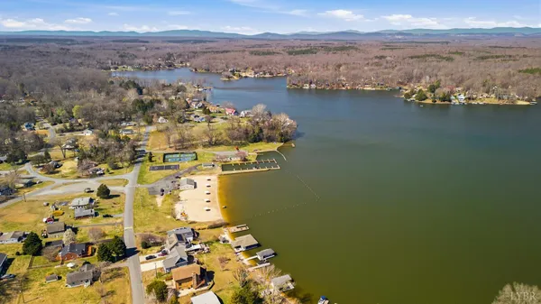 $289,900 | 84 Locust Drive, Louisa, VA 23093