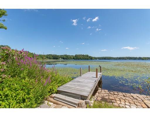 179 Lakeside Road Hanson, MA 02341 - Photo 3 of 19 Gallery Image 3