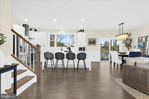 $869,900 | 122 North Lake Drive, Stevensville, MD 21666