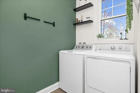 $875,000 | 122 North Lake Drive, Stevensville, MD 21666