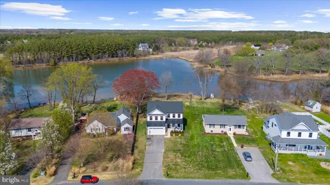 $869,900 | 122 North Lake Drive, Stevensville, MD 21666