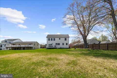 $875,000 | 122 North Lake Drive, Stevensville, MD 21666