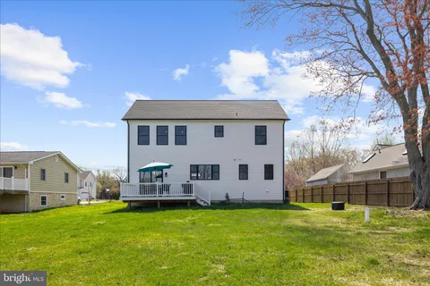 $875,000 | 122 North Lake Drive, Stevensville, MD 21666