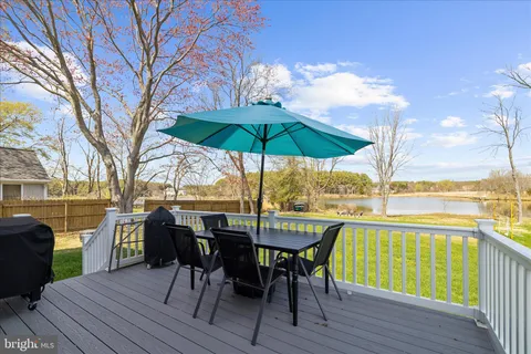 $869,900 | 122 North Lake Drive, Stevensville, MD 21666