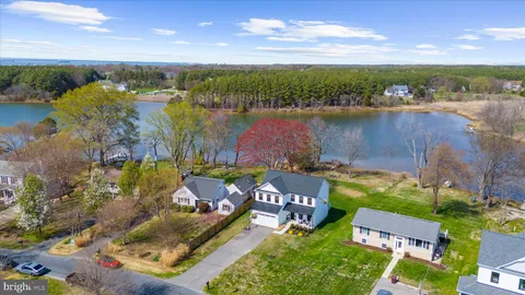 $875,000 | 122 North Lake Drive, Stevensville, MD 21666