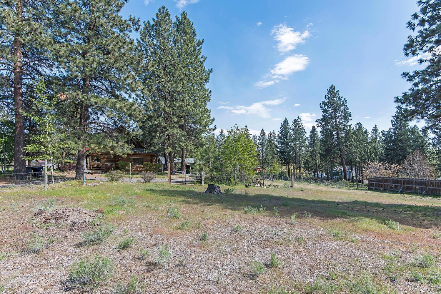 60248 Navajo Road Bend, OR 97702 - Photo 4 of 22 Additional Photo