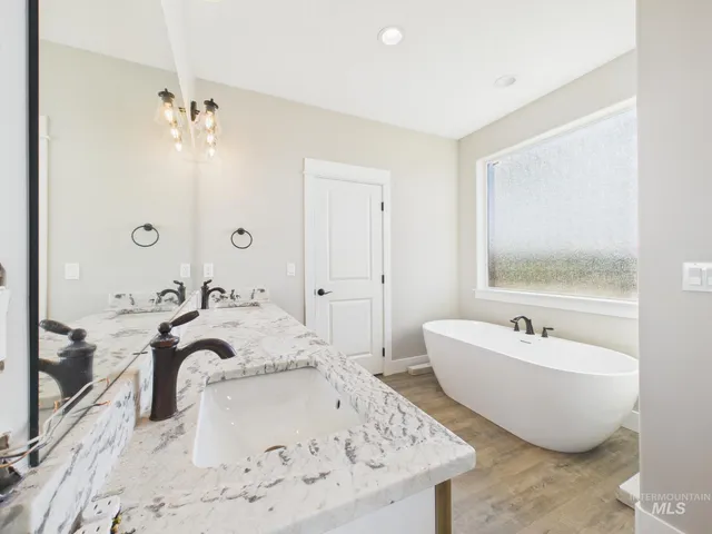 $1,080,000 | 7780 Minam Drive, Middleton, ID 83644