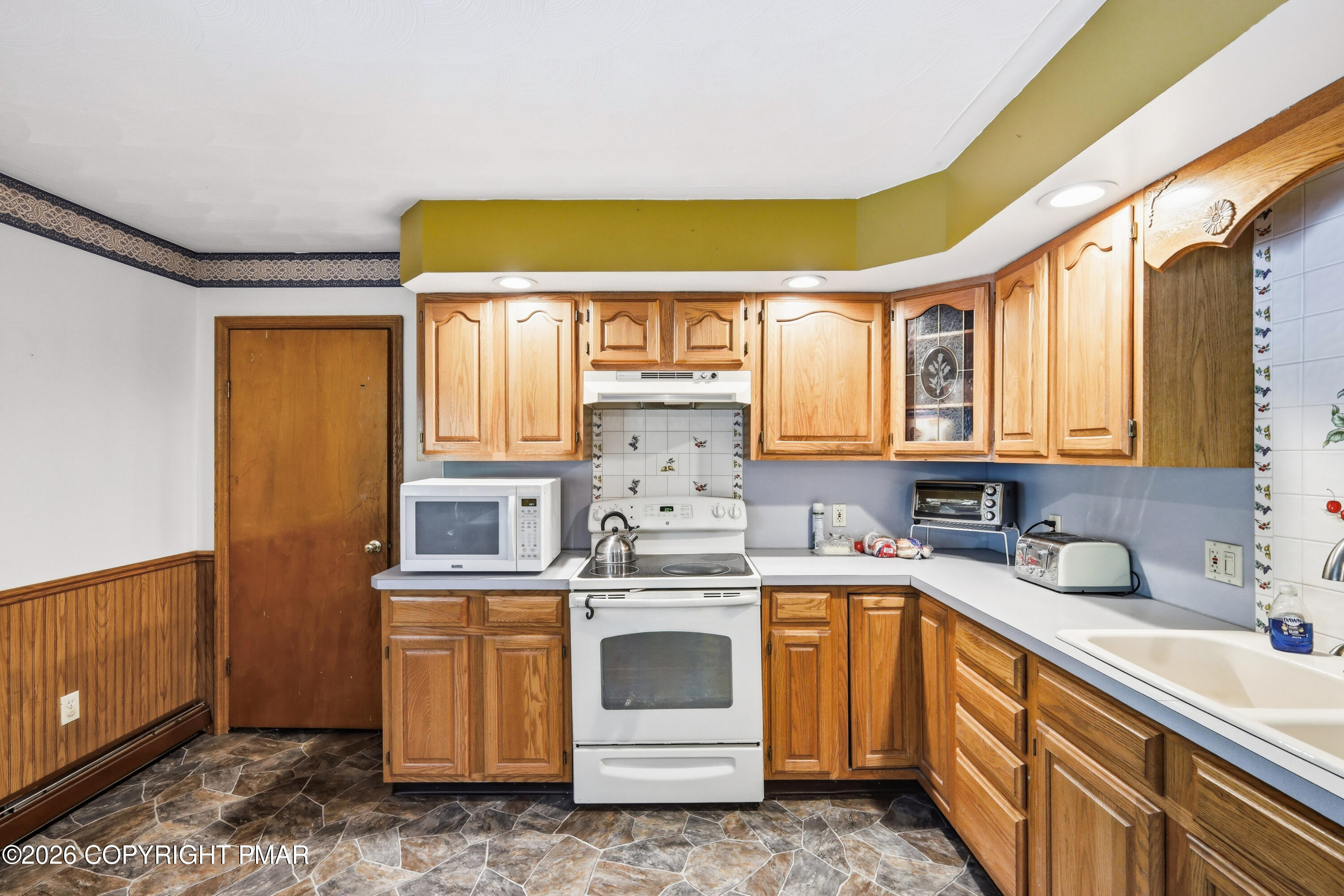 1560 Reservoir Road Moscow, PA 18444 - Photo 12 of 59 Photo-51 (1)