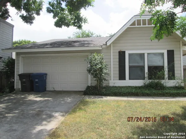 $1,495 | 3932 Heritage Hill Drive, San Antonio, TX 78247