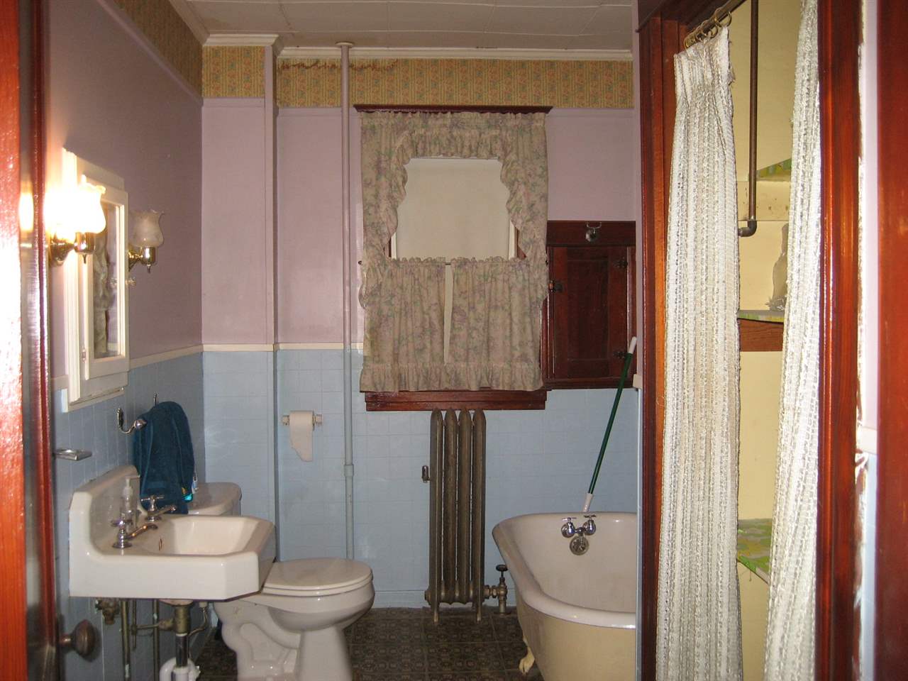 57 Chestnut Street Rochester, NH 03867 - Photo 6 of 7