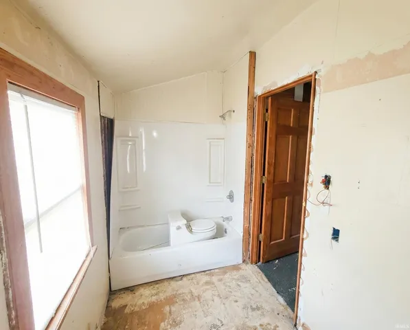 $38,900 | 730 Lee Street, Connersville, IN 47331