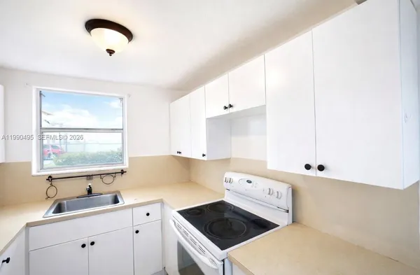 $1,750 | 12275 Northeast 19th Avenue, Unit 4, North Miami, FL 33181
