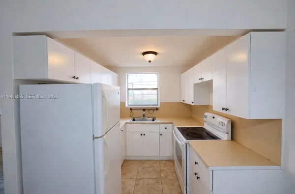 $1,750 | 12275 Northeast 19th Avenue, Unit 4, North Miami, FL 33181