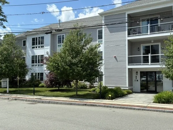 $1,185,000 | 76 South Avenue, Unit 201, Natick, MA 01760