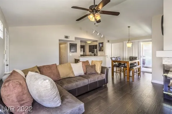 $279,900 | 2251 Wigwam Parkway, Unit 921, Henderson, NV 89074