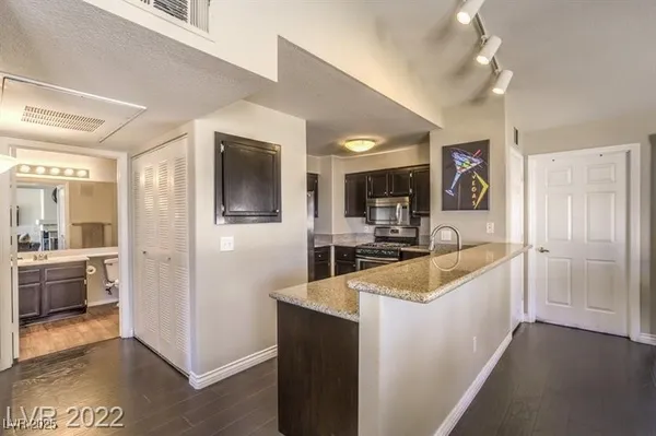 $279,900 | 2251 Wigwam Parkway, Unit 921, Henderson, NV 89074
