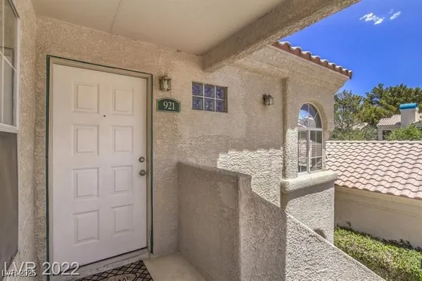 $279,900 | 2251 Wigwam Parkway, Unit 921, Henderson, NV 89074