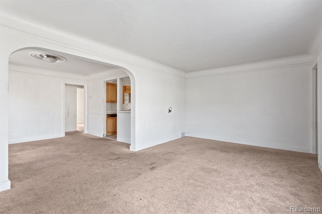 9534 Rutland Street Detroit, MI 48227 - Photo 6 of 31