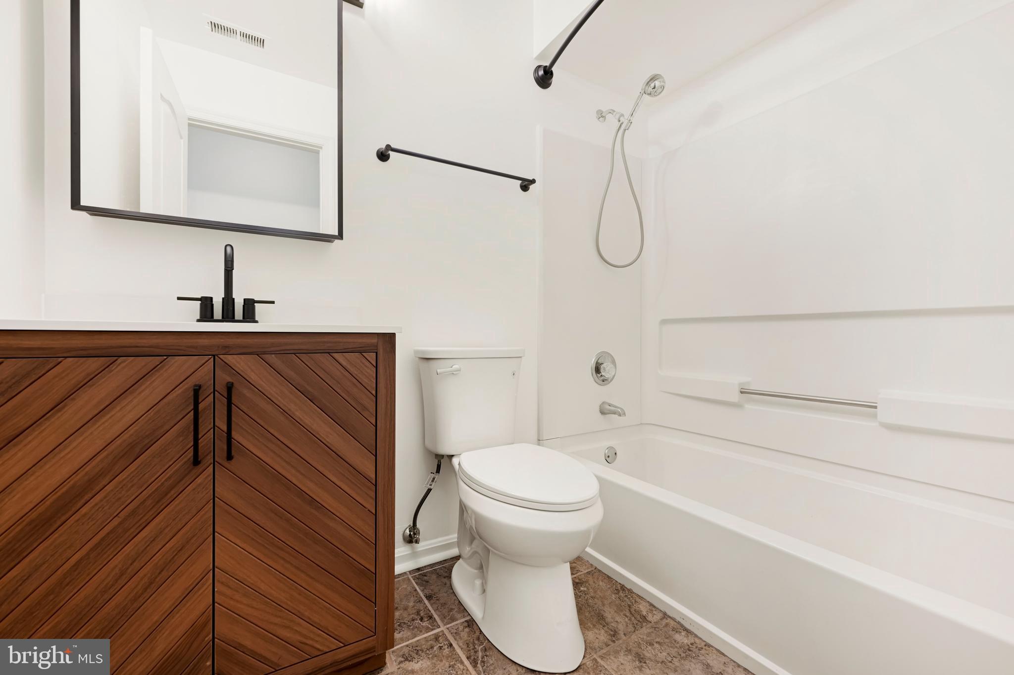 8591 Falls Run Road, Unit K Ellicott City, MD 21043 - Photo 12 of 14 Full Bathroom 2