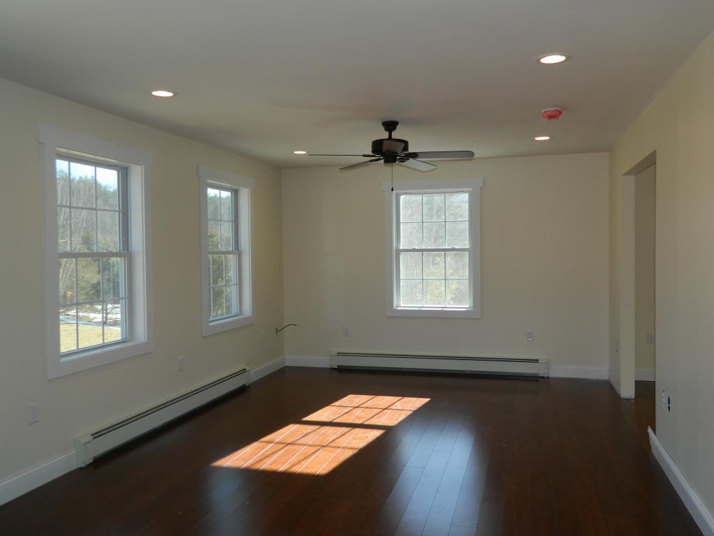 186 Reservoir Road Northfield, NH 03276 - Photo 15 of 36