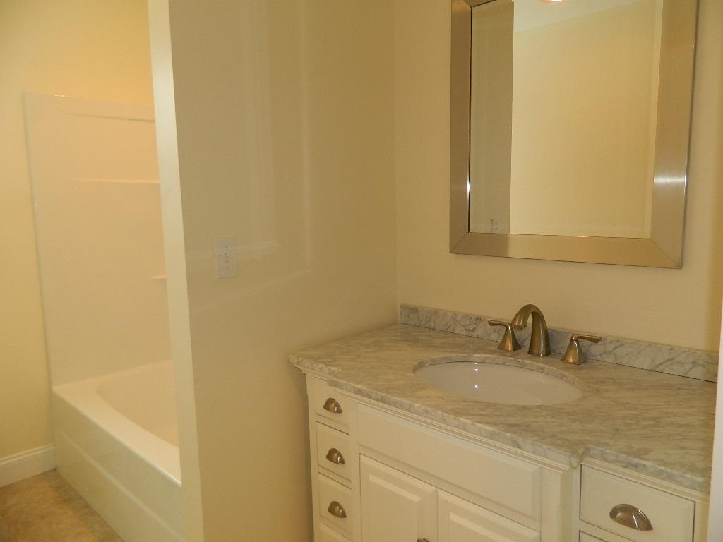 186 Reservoir Road Northfield, NH 03276 - Photo 33 of 36