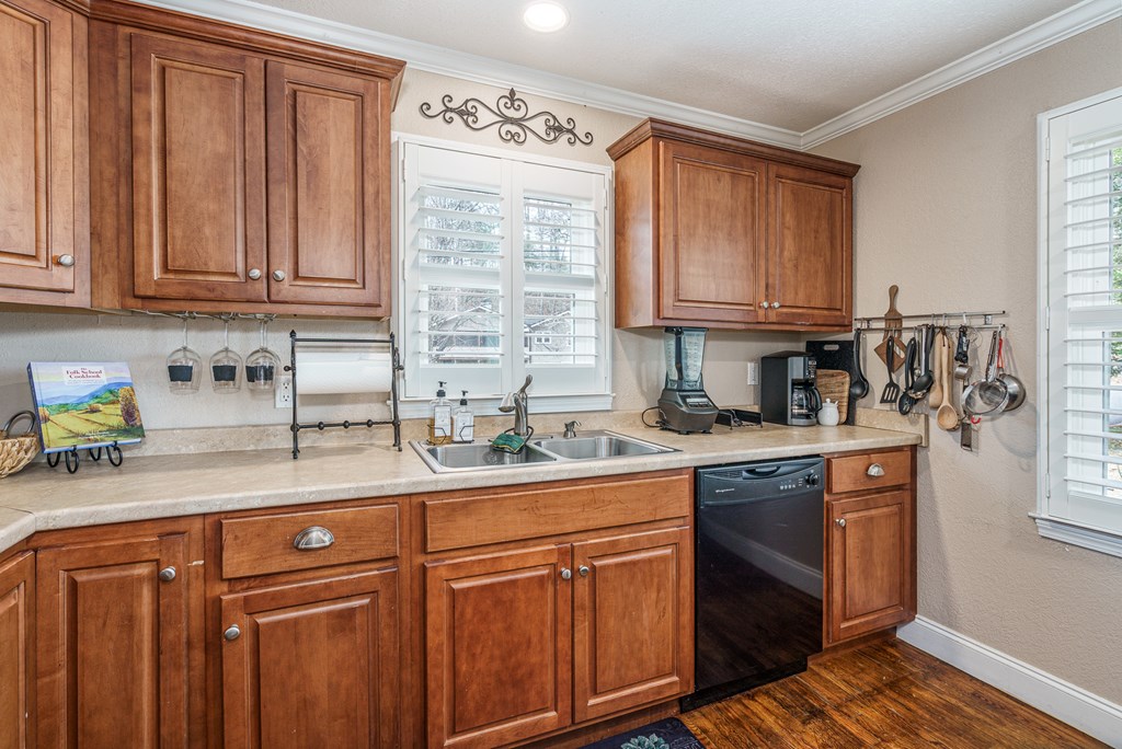 15 Lonesome Pine Road Murphy, NC 28906 - Photo 10 of 62