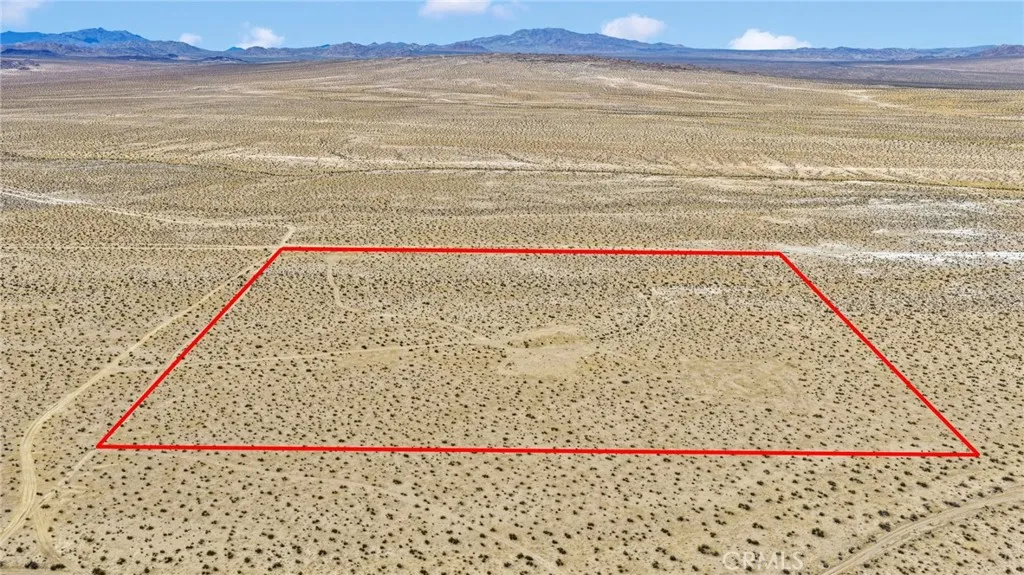 1 Paddington Road Lucerne Valley, CA 92356 - Photo 2 of 14