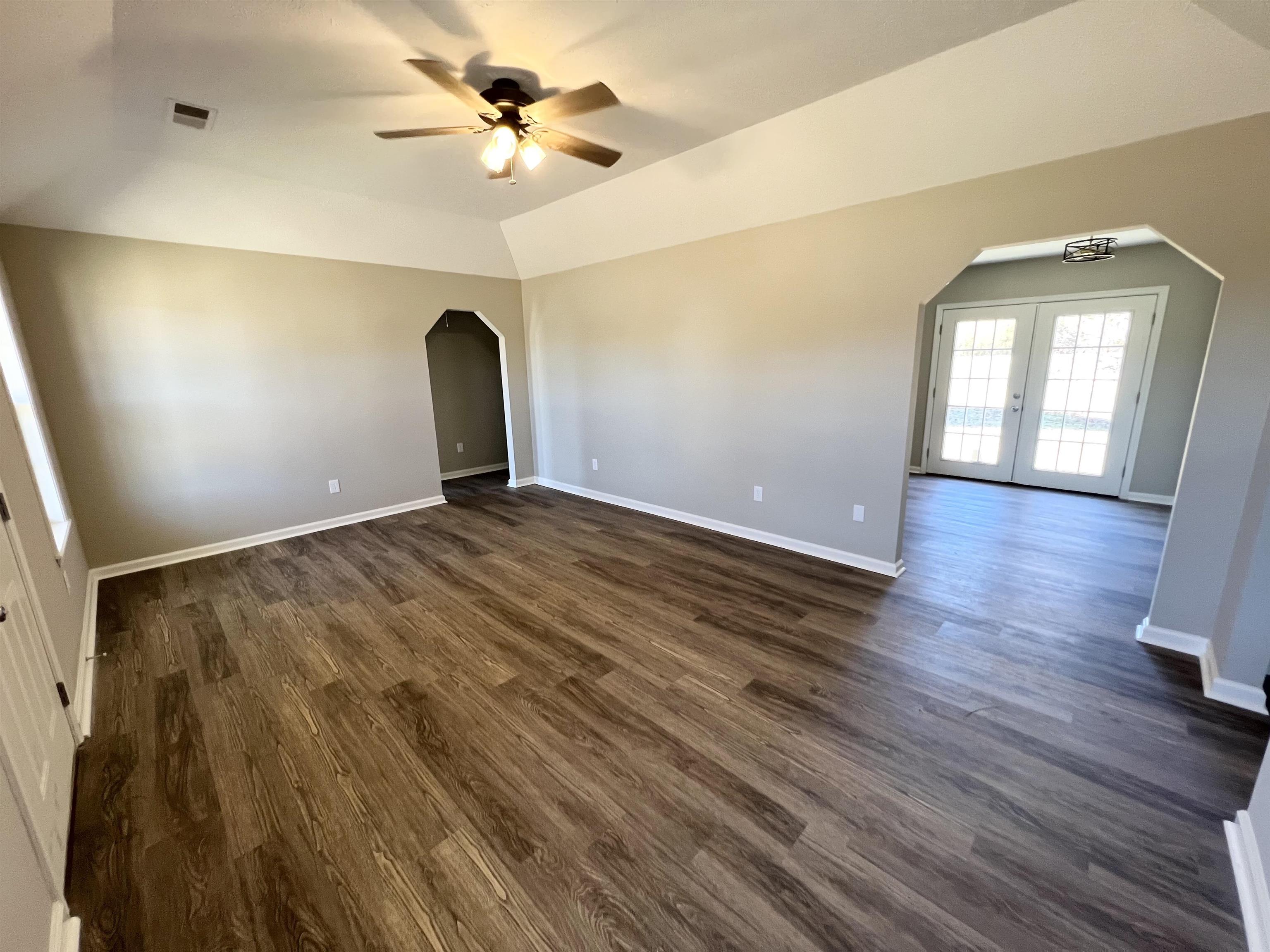 307 Christin Drive Ripley, TN 38063 - Photo 3 of 11 Gallery Image 3