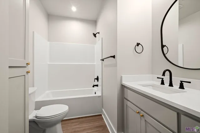 $195,500 | 8007 Arnold Road, Unit 3B, Denham Springs, LA 70726